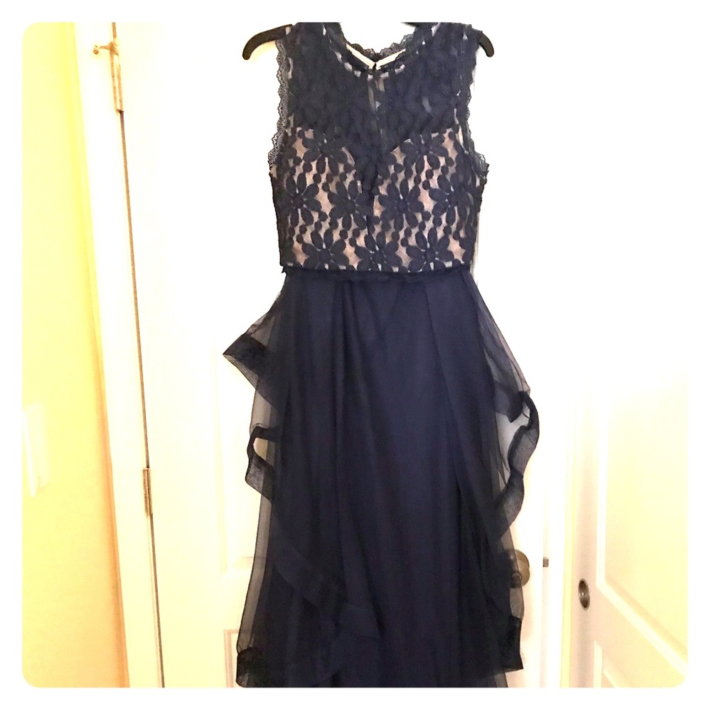 Two piece- Tulle skirt and lace top